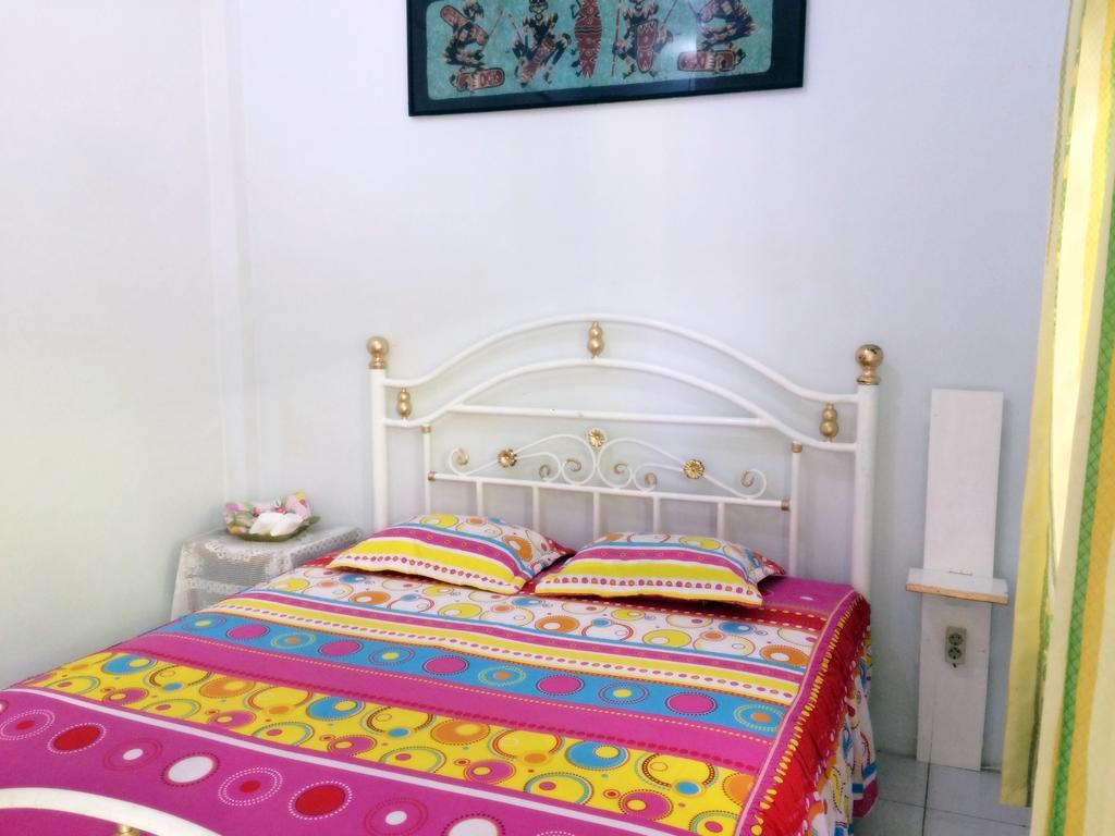 Griya 24 Homestay Medan Zewnętrze zdjęcie