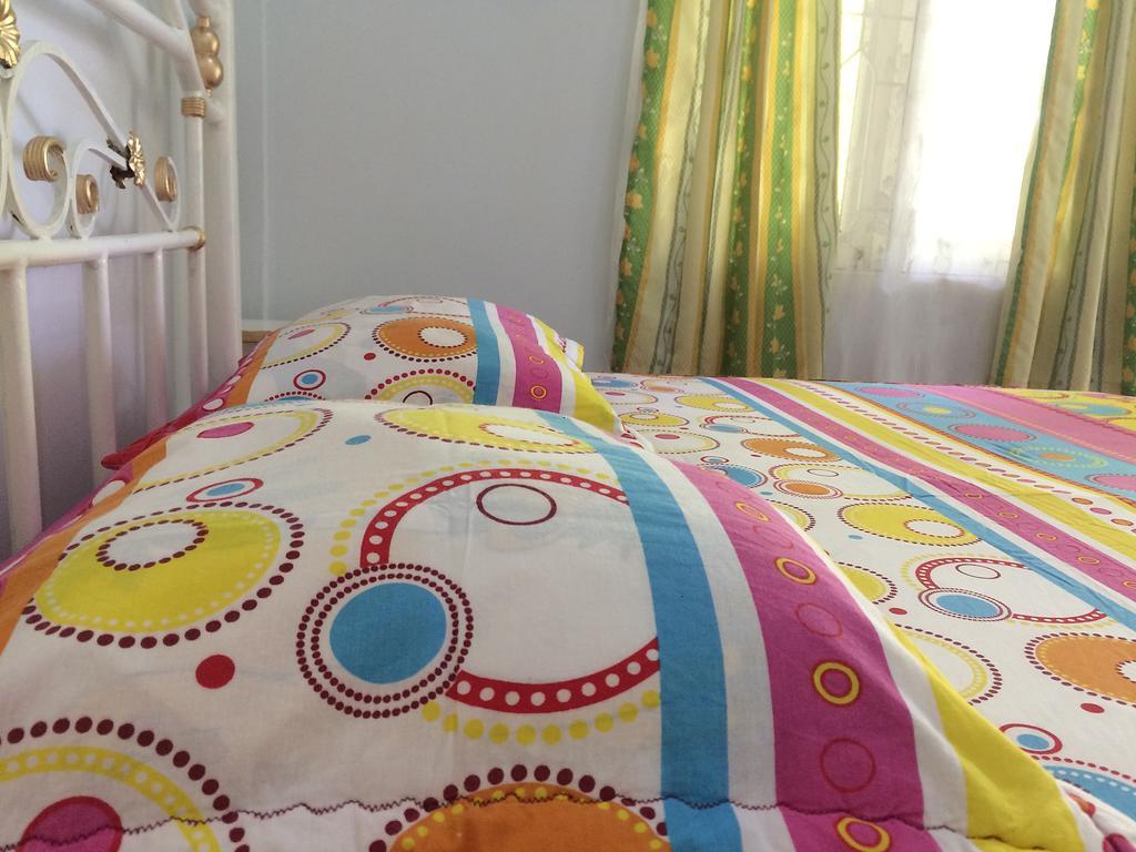 Griya 24 Homestay Medan Zewnętrze zdjęcie